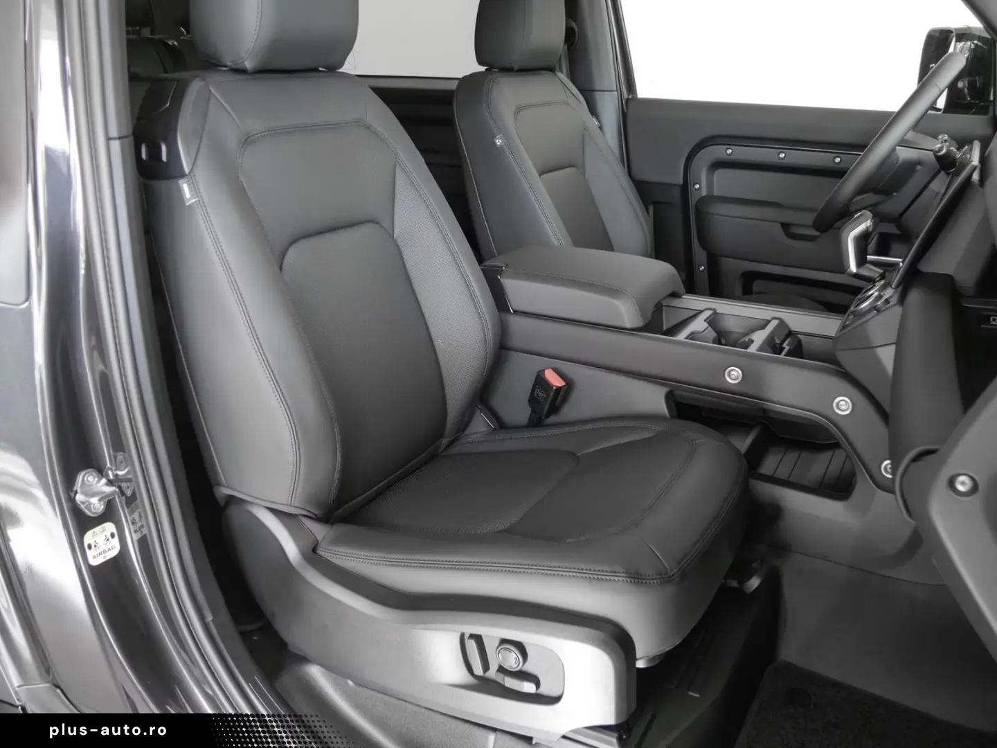 Land Rover Defender 90 D200 X-Dynamic SE Black Pack