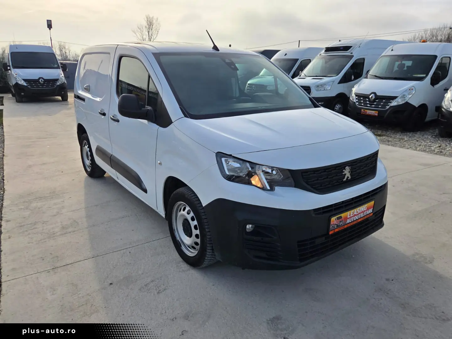 PEUGEOT NEW PARTNER