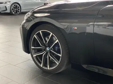 BMW M240i xDrive A-LED RFK HUD LiveCoPro KomfZG.