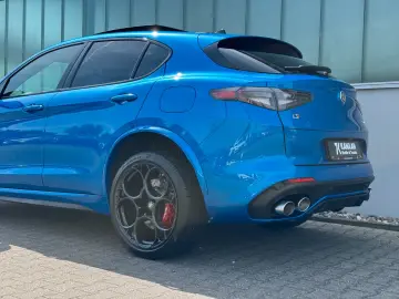 ALFA ROMEO Stelvio 2.9V6 Quadrifoglio Q4  HIFI ASSIST PANO
