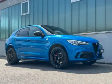 ALFA ROMEO Stelvio 2.9V6 Quadrifoglio Q4  HIFI ASSIST PANO