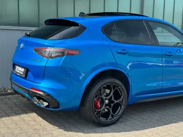 ALFA ROMEO Stelvio 2.9V6 Quadrifoglio Q4  HIFI ASSIST PANO