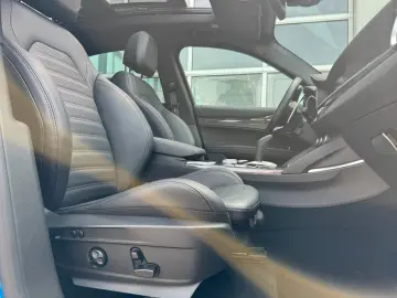 ALFA ROMEO Stelvio 2.9V6 Quadrifoglio Q4  HIFI ASSIST PANO