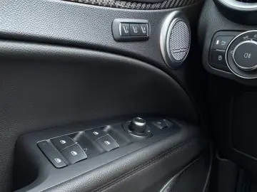 ALFA ROMEO Stelvio 2.9V6 Quadrifoglio Q4  HIFI ASSIST PANO