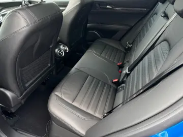 ALFA ROMEO Stelvio 2.9V6 Quadrifoglio Q4  HIFI ASSIST PANO