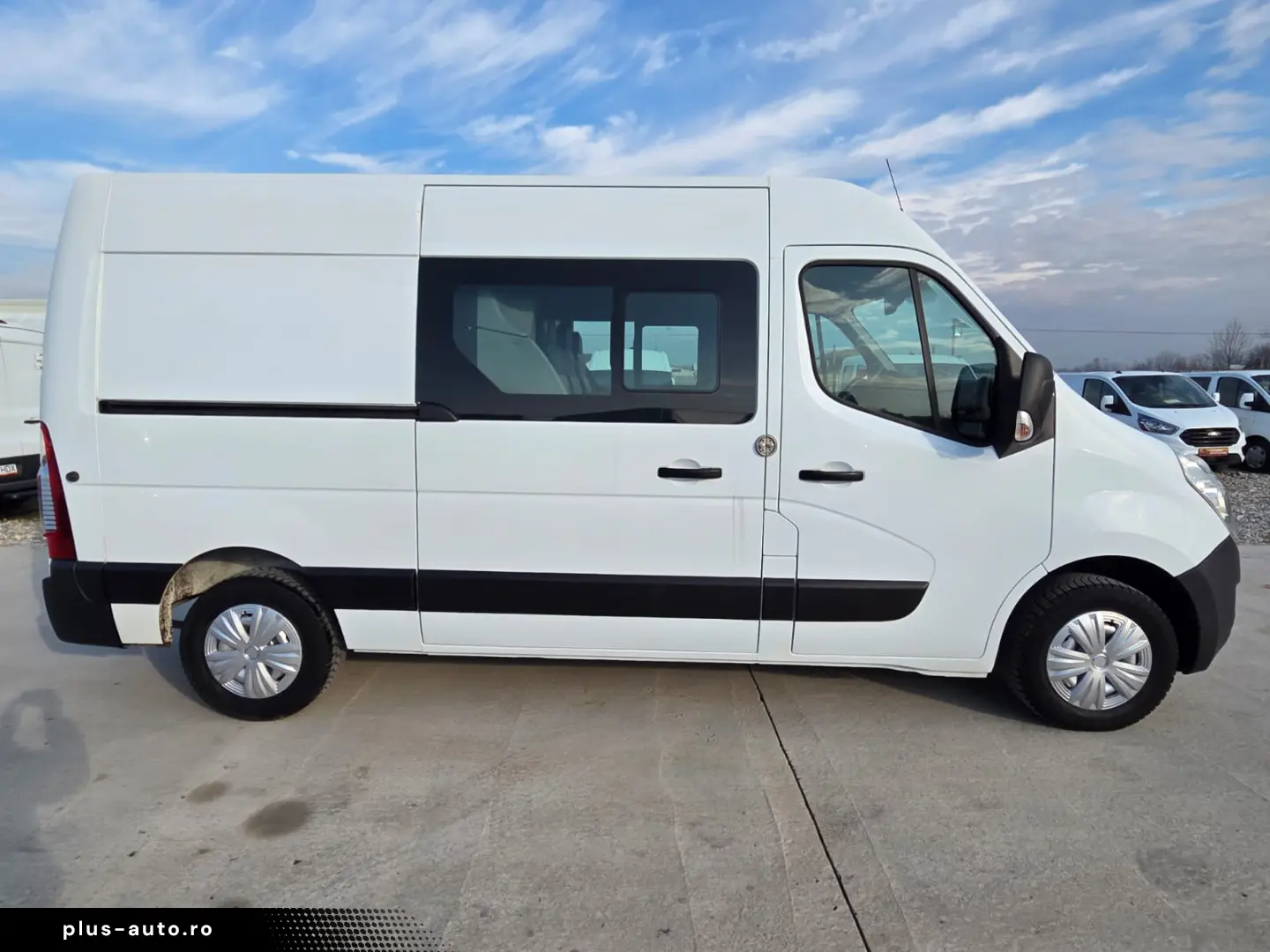 RENAULT MASTER DOKA 6 LOCURI DUBA
