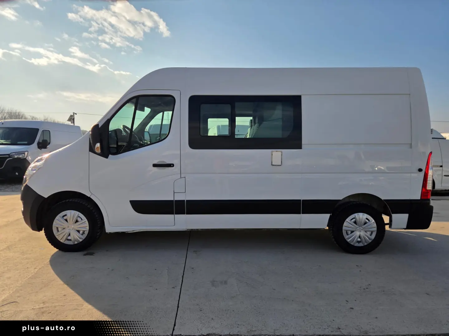 RENAULT MASTER DOKA 6 LOCURI DUBA
