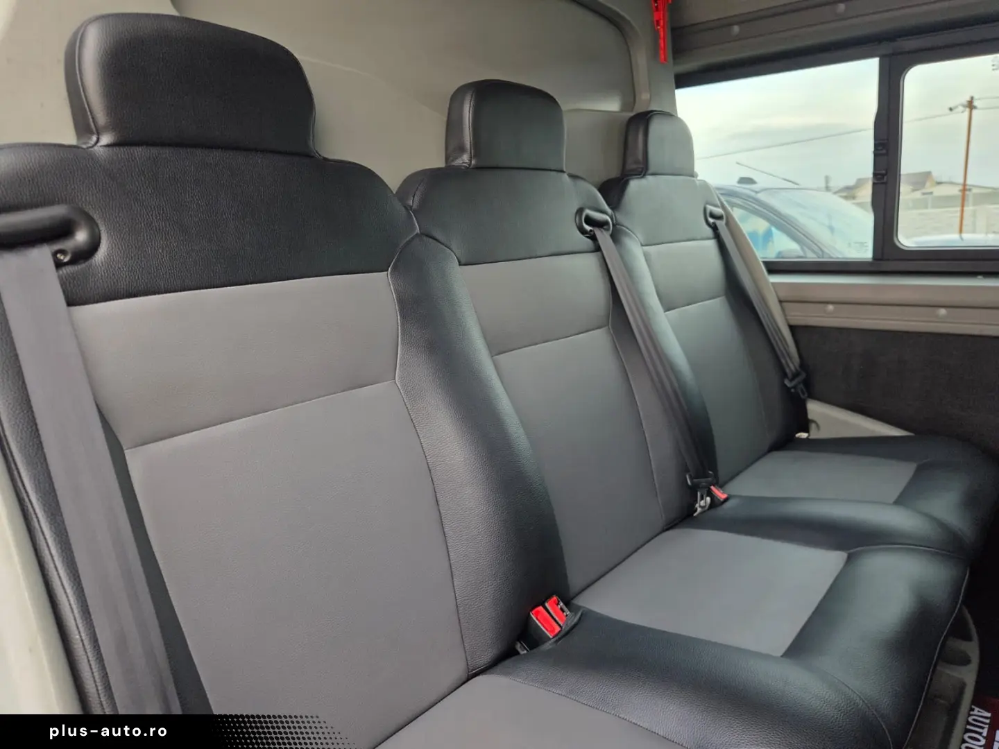 RENAULT MASTER DOKA 6 LOCURI DUBA