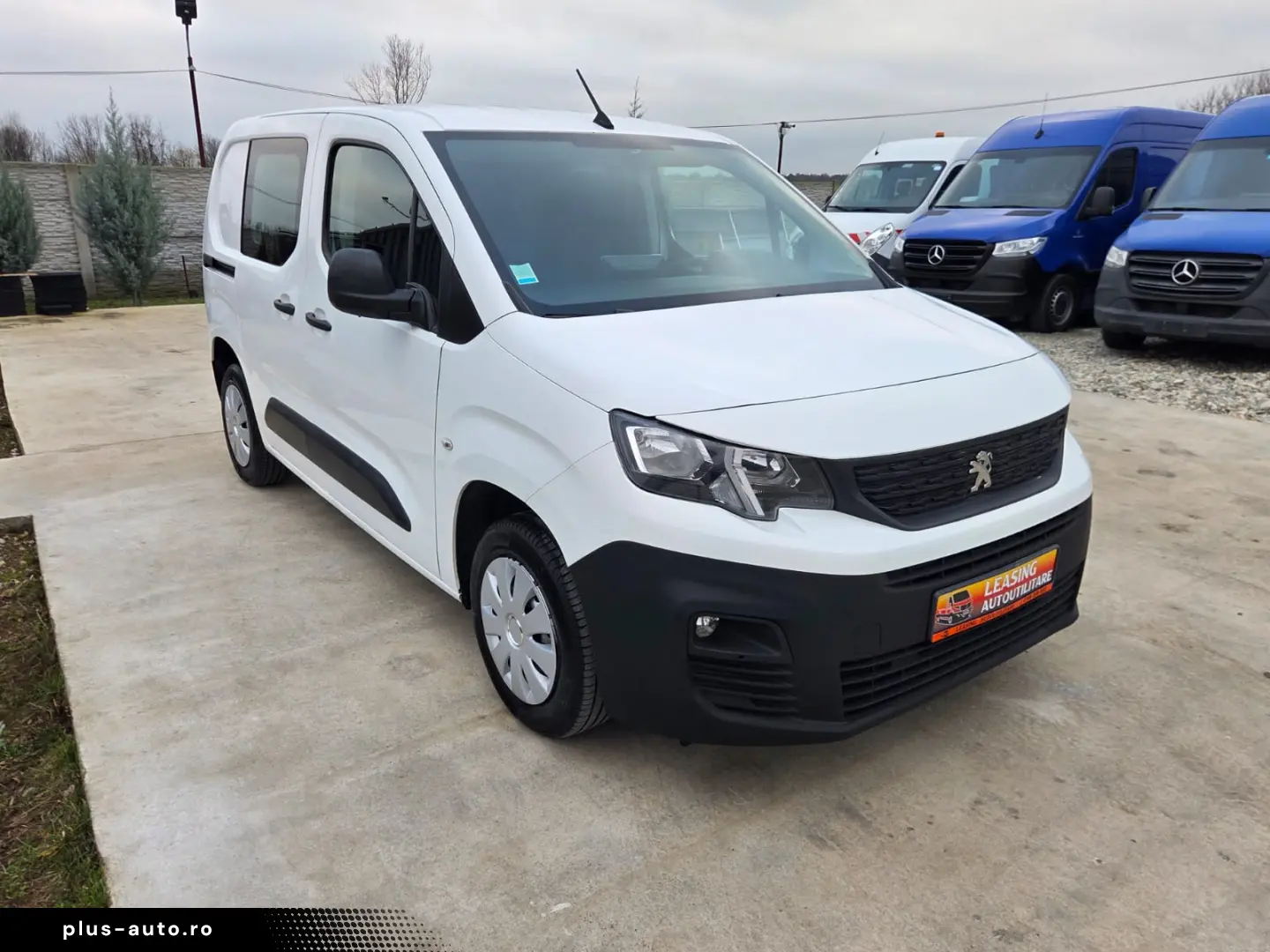 PEUGEOT NEW PARTNER