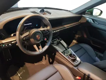 Porsche 992 Carrera 4 GTS Cabriolet 2026