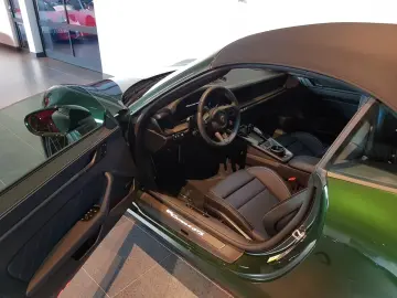 Porsche 992 Carrera 4 GTS Cabriolet 2026
