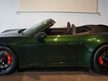 Porsche 992 Carrera 4 GTS Cabriolet 2026