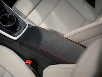 Porsche 992 911 Carrera 4 GTS Cabrio Natooliv