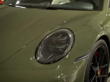 Porsche 992 911 Carrera 4 GTS Cabrio Natooliv