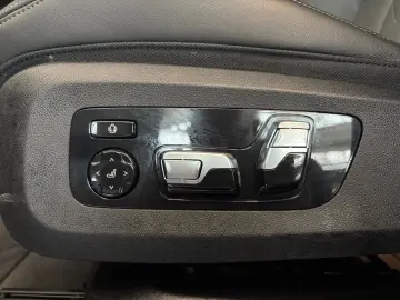 BMW XM 50e DA Prof PA  HuD H K Carbon Massage 23  LM