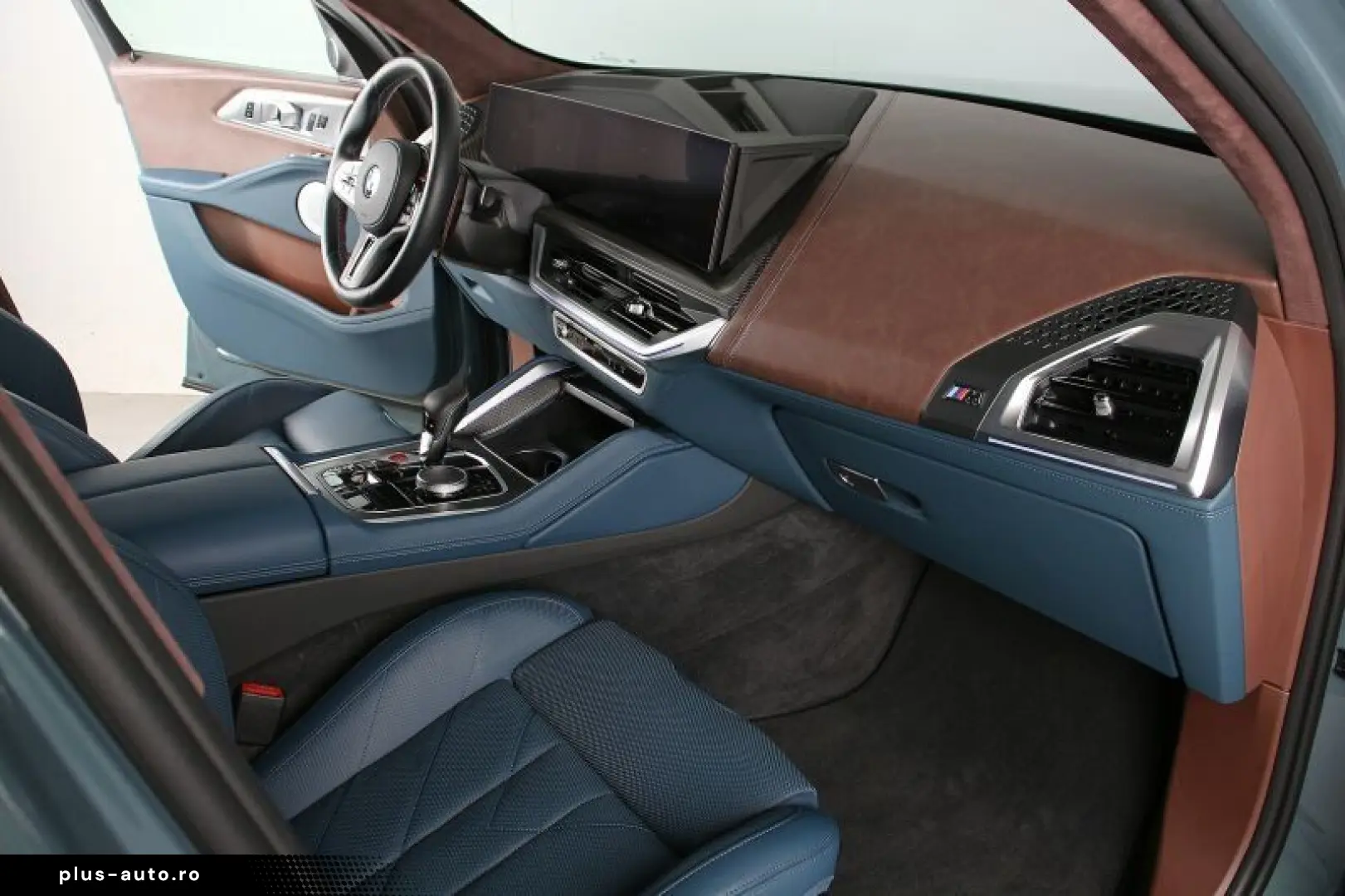 BMW XM Massage B&W ACC HuD Driver´s Package Park