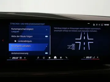 BMW XM Massage B&W ACC HuD Driver´s Package Park