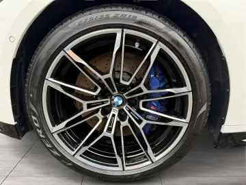 BMW M4 Coupé Competition HeadUp HarmanKardon LiveCoc