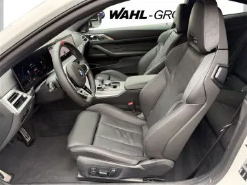 BMW M4 Coupé Competition HeadUp HarmanKardon LiveCoc
