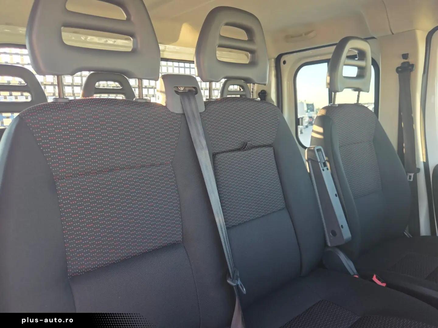 PEUGEOT BOXER DOKA 7 LOCURI   BENA L=3.30M