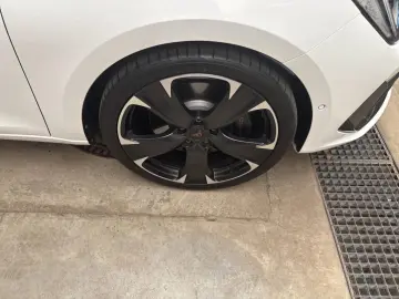 CUPRA Leon VZ 2.0 TSI 180kW 7-Gang Automatikgetriebe 4