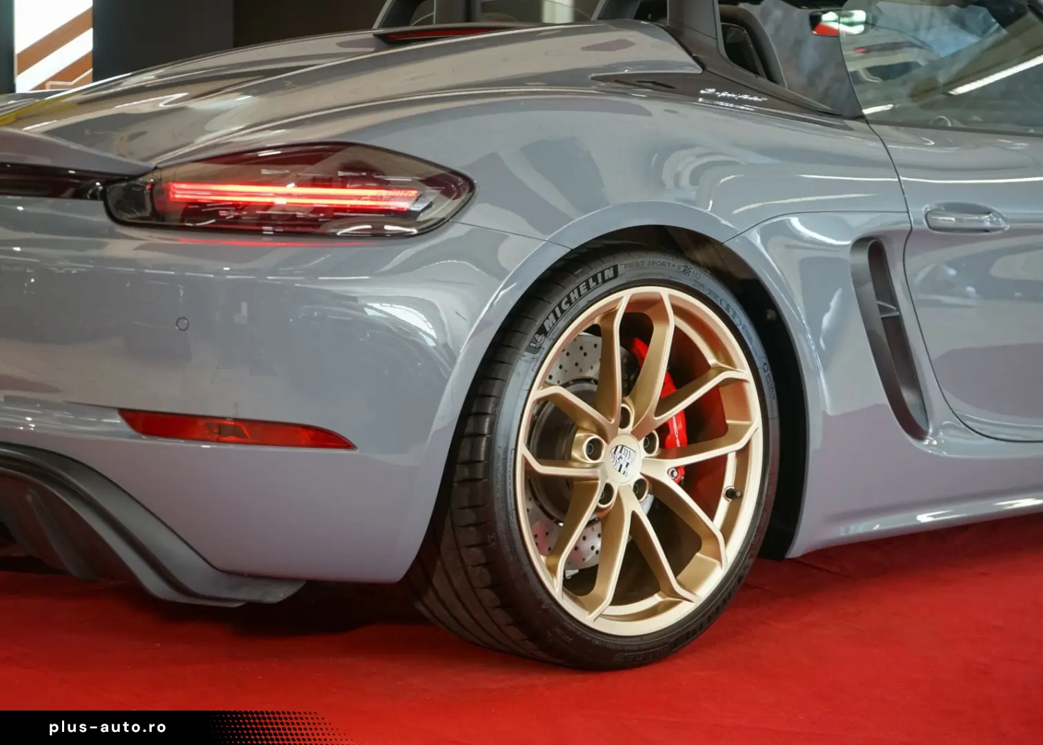 PORSCHE Boxster 718 Spyder1.HAND BOSE Carbonsitz Service