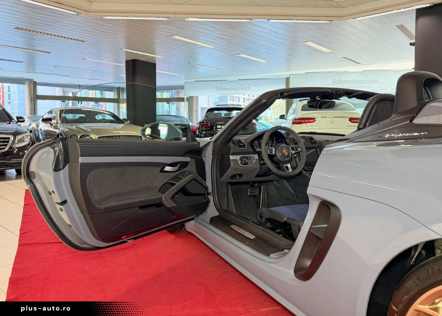 PORSCHE Boxster 718 Spyder1.HAND BOSE Carbonsitz Service