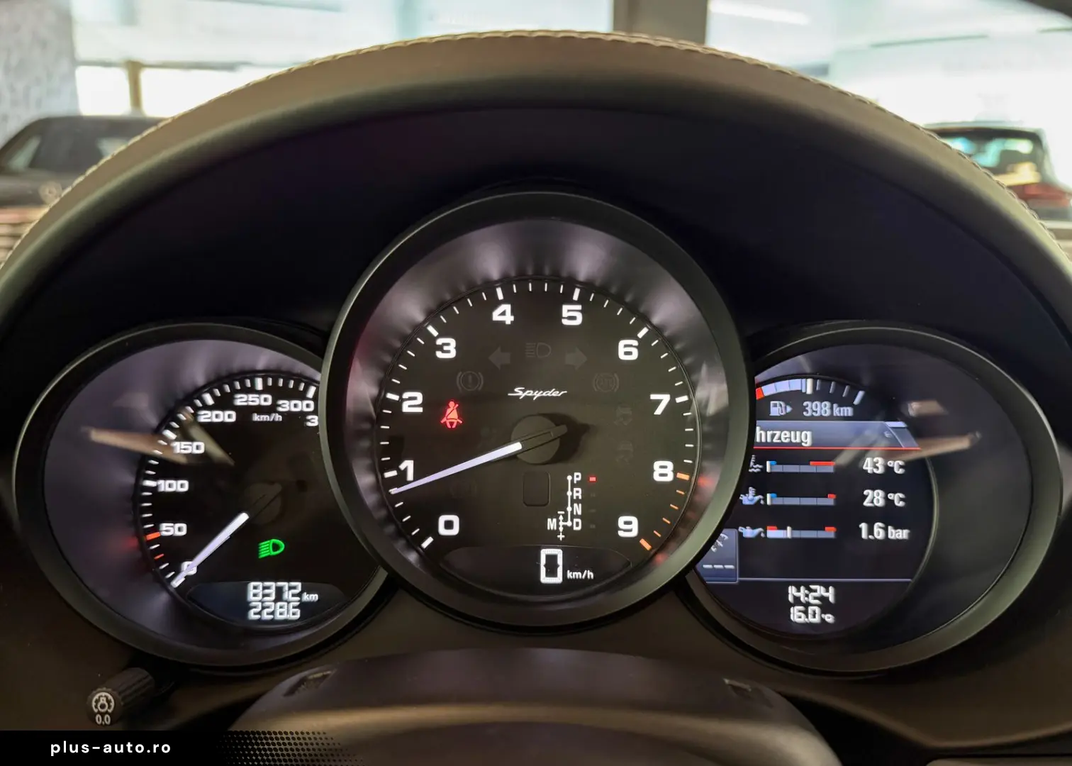 PORSCHE Boxster 718 Spyder1.HAND BOSE Carbonsitz Service
