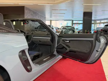 PORSCHE Boxster 718 Spyder1.HAND BOSE Carbonsitz Service