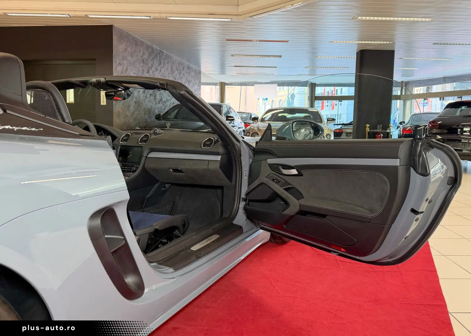 PORSCHE Boxster 718 Spyder1.HAND BOSE Carbonsitz Service