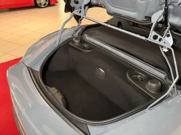 PORSCHE Boxster 718 Spyder1.HAND BOSE Carbonsitz Service