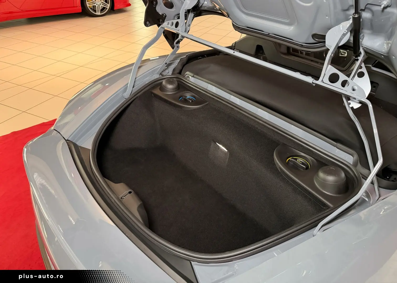PORSCHE Boxster 718 Spyder1.HAND BOSE Carbonsitz Service