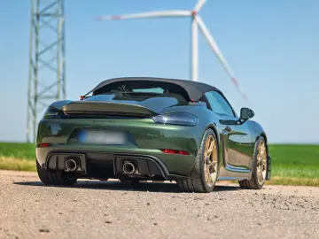 PORSCHE Boxster 718 Spider RS Weissach PTS Ceramic LIft