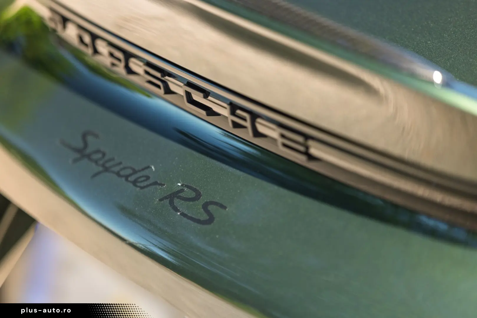 PORSCHE Boxster 718 Spider RS Weissach PTS Ceramic LIft