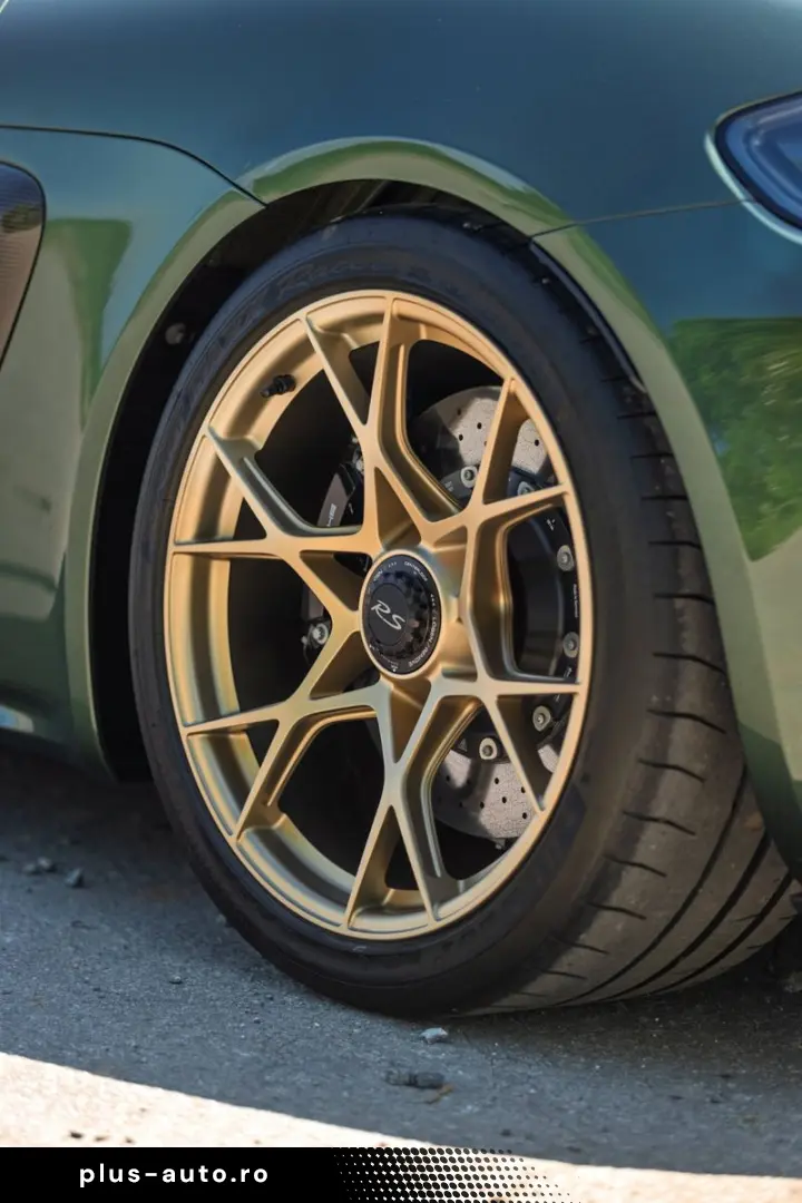 PORSCHE Boxster 718 Spider RS Weissach PTS Ceramic LIft