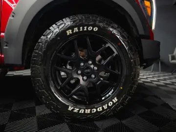 FORD F150 5.0L V8 4x4 Offroad SuperCrew RAPTOR 19%