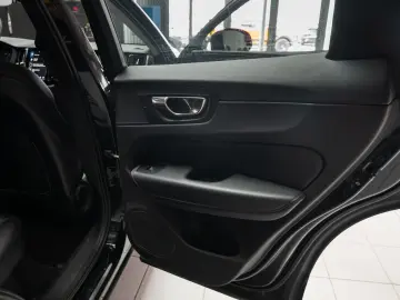 Volvo XC 60 T5 Geartronic Momentum Pro LED Stoc Timisoara