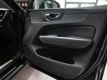 Volvo XC 60 T5 Geartronic Momentum Pro LED Stoc Timisoara