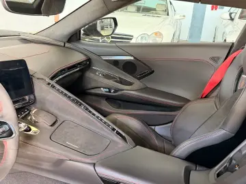 CORVETTE C8 Cabrio 3LT  BOSE  VOLL