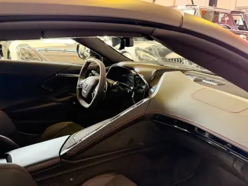 CORVETTE C8 Cabrio 3LT  BOSE  VOLL