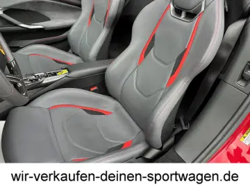 FERRARI 296 GTS Sonderfarbe Rosso Magma UPE 385´T 1. Hd