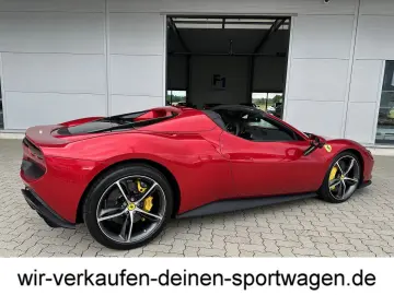 FERRARI 296 GTS Sonderfarbe Rosso Magma UPE 385´T 1. Hd