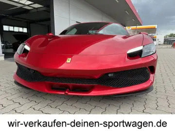 FERRARI 296 GTS Sonderfarbe Rosso Magma UPE 385´T 1. Hd