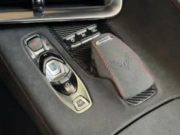 CORVETTE C8 Stingray Cabrio HuD Carbon Bose Lift 360  LED