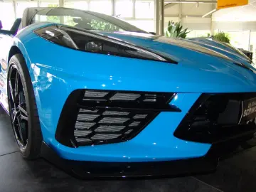 CORVETTE C8 Cabriolet Stingray 3LT Z51 Lift Vollausstatt.