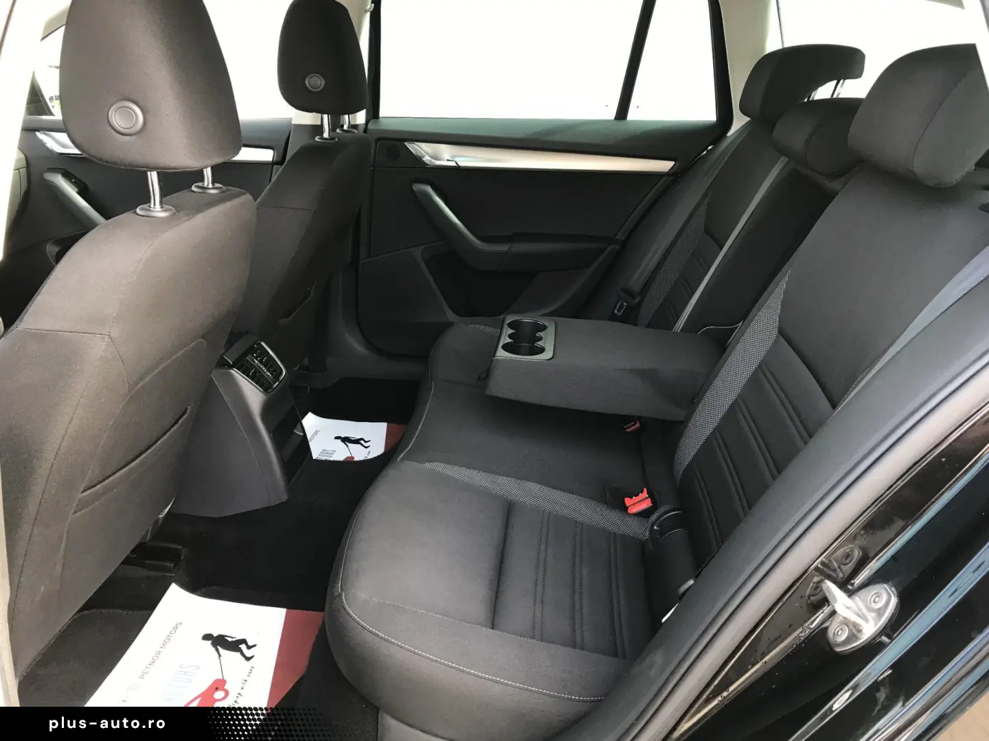 SKODA OCTAVIA 1.6 TDI DSG Ambition