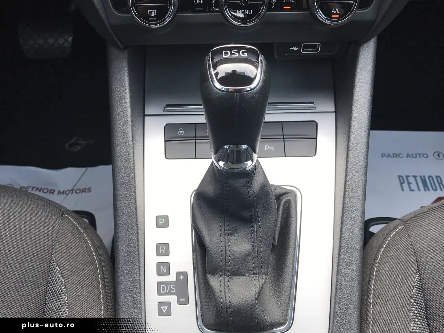 SKODA OCTAVIA 1.6 TDI DSG Ambition