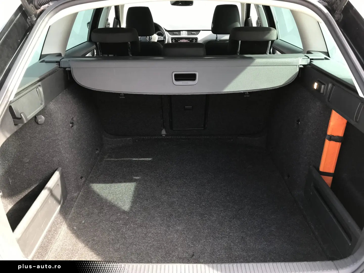 SKODA OCTAVIA 1.6 TDI DSG Ambition