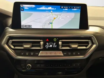 BMW X3 xDrive 30e M Sport ACC AHK KZU SHZ WLAN 360
