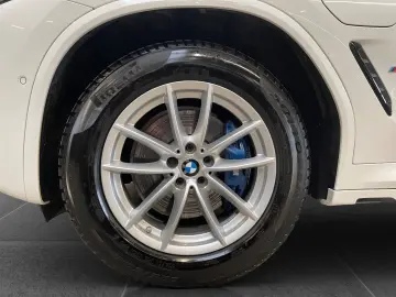 BMW X3 30xe M Sport AHK ACC HIFI QI KZU HUD Memory
